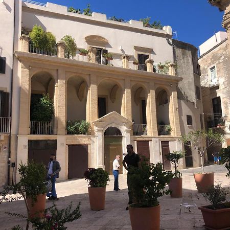 Gesuiti 25 Bari Esterno foto